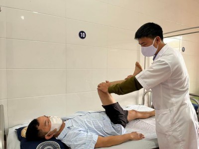 Một ngày mới tại khoa Y học cổ truyền - phục hồi chức năng Trung tâm Y tế Can Lộc.