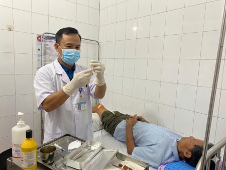 📌 TRIỂN KHAI KỸ THUẬT TIÊM NỘI KHỚP TẠI TRUNG TÂM Y TẾ CAN LỘC